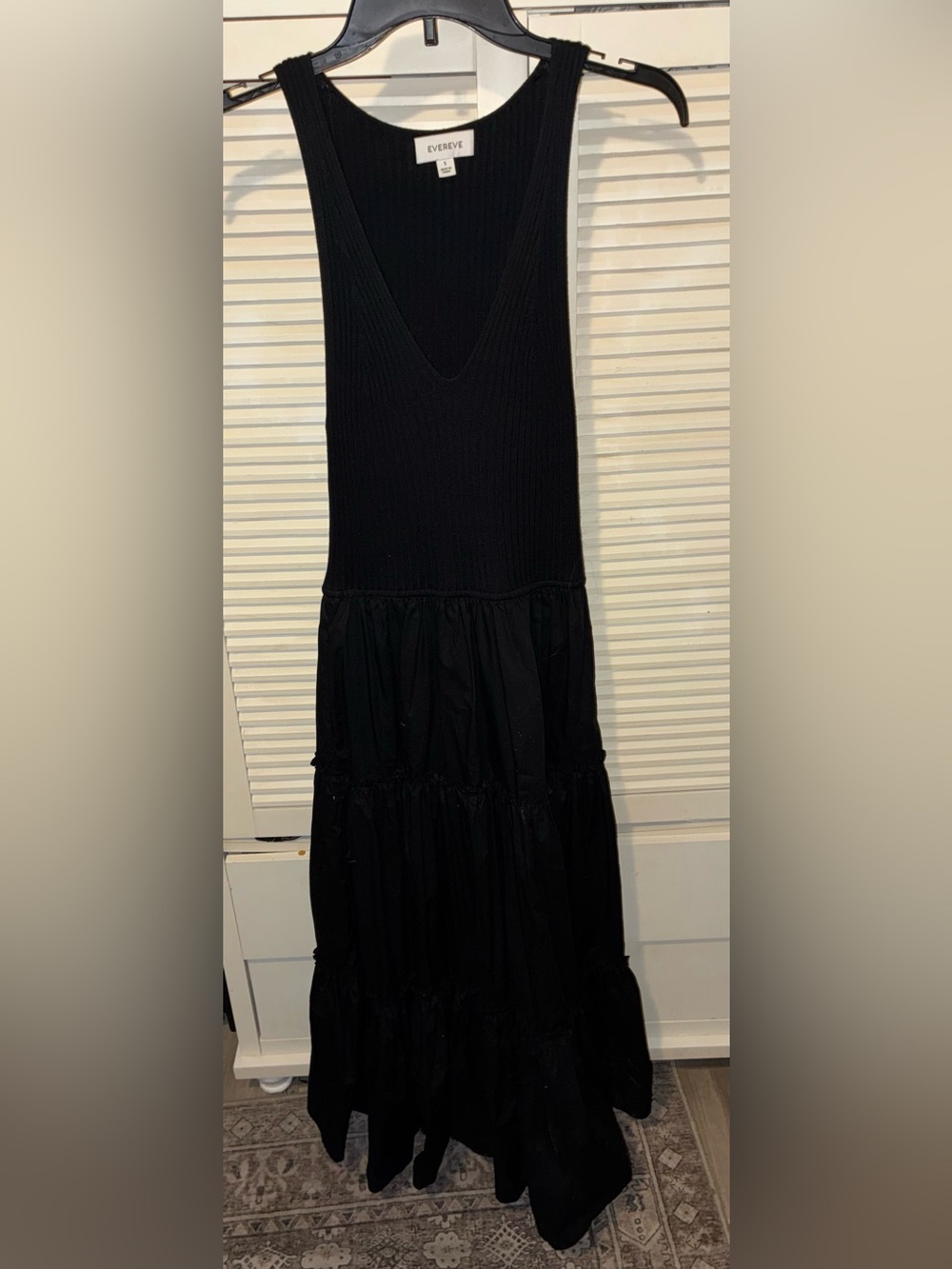 Evereve Black Maxi Dress Ribbed V-Neck top with Tiered cotton skirt